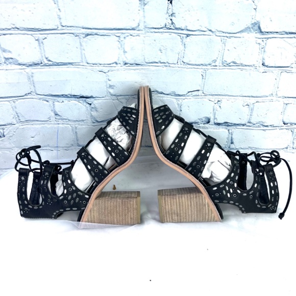 •|•DOLCE VITA•| Black Leather Studded Gladiator Sandals Size 9 w/ 4" Heel - Picture 7 of 16